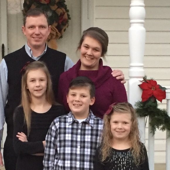 Meet your Posher, Heather - Picture 3 of 5